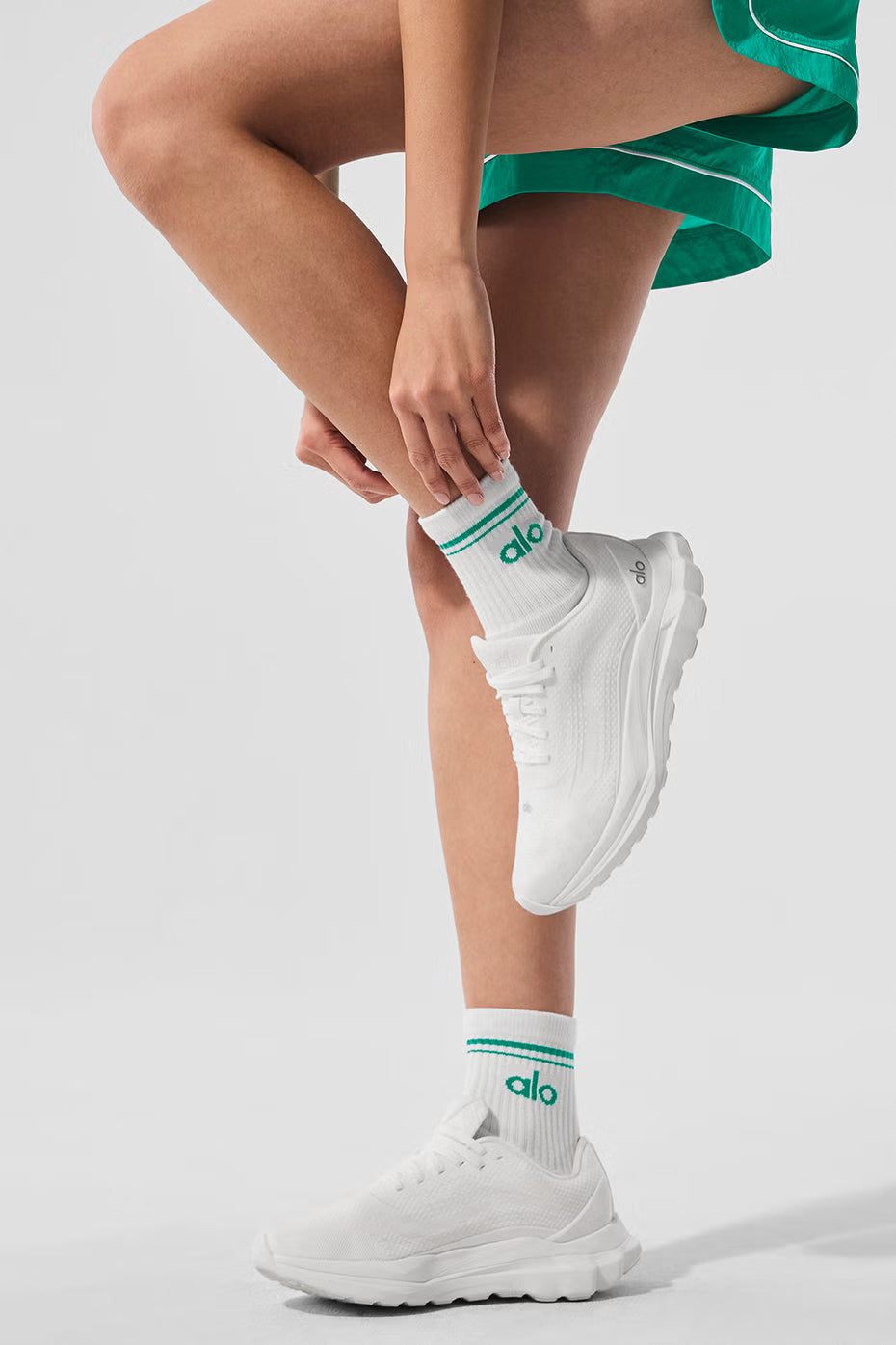 Unisex Half-Crew Throwback Sock