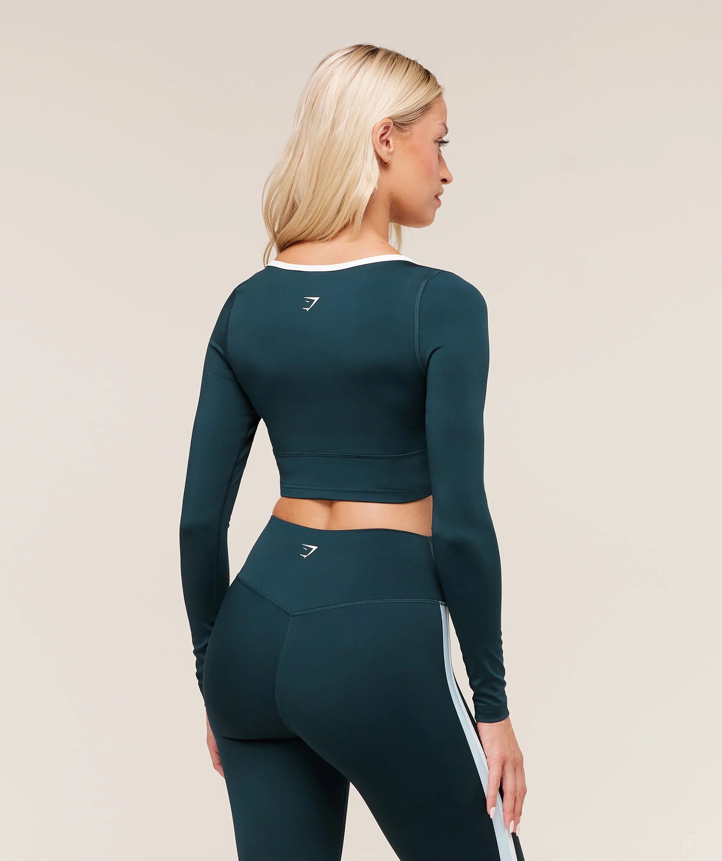 Piping Long Sleeve Crop Top